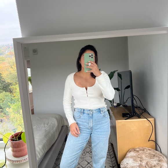 Abercrombie sweater top - Picture 6 of 8